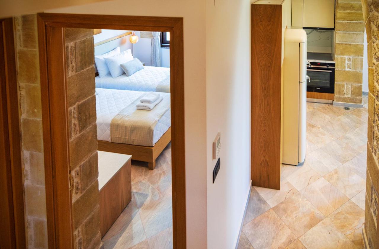 Athinais Villa Палиохора Екстериор снимка
