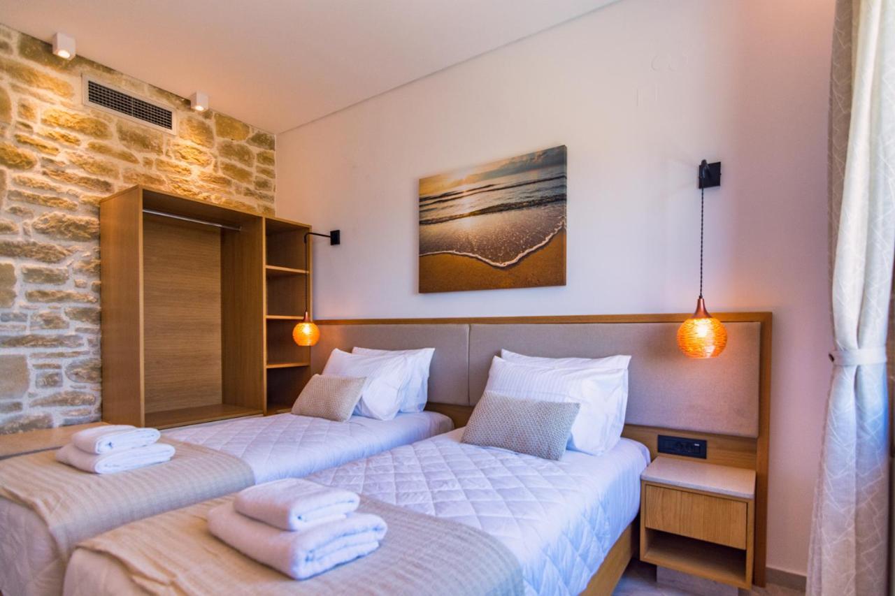 Athinais Villa Палиохора Екстериор снимка